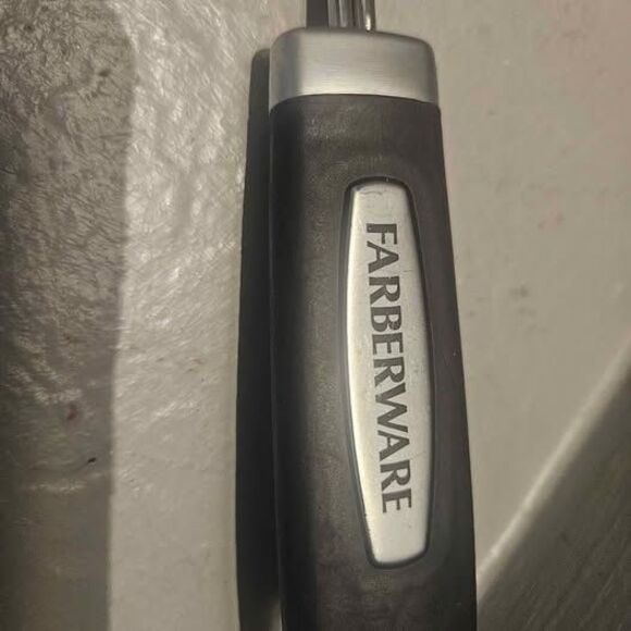 Farberware Cheese Slicer - Picture 2 of 3